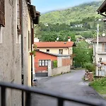 Pin E Cele